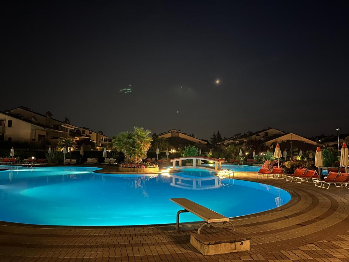 Green Apartment&Pools Desenzano del Garda Buitenkant foto