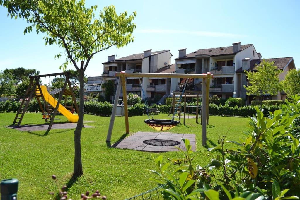 Green Apartment&Pools Desenzano del Garda Buitenkant foto